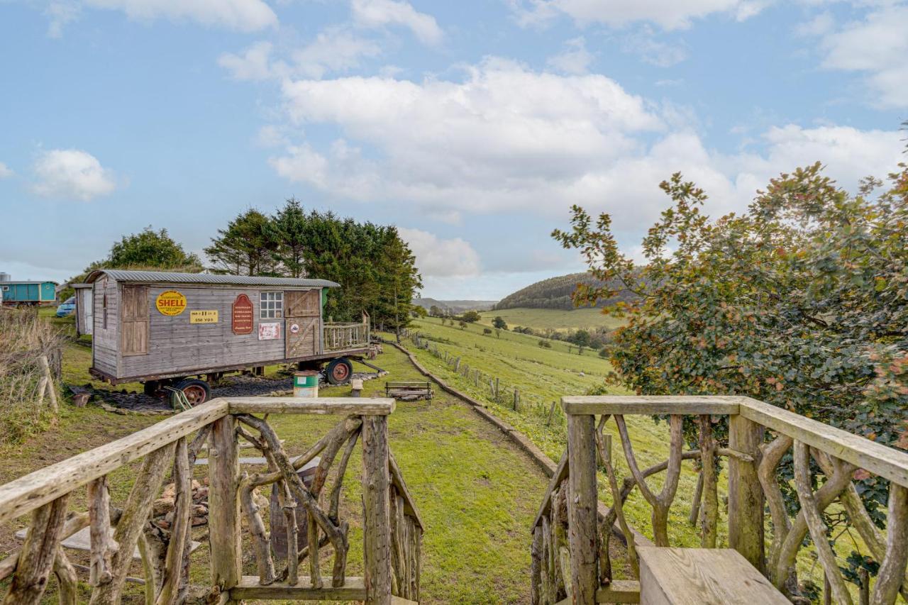 2X Double Bed - Glamping Wagon Dalby Forest Scarborough Exterior photo
