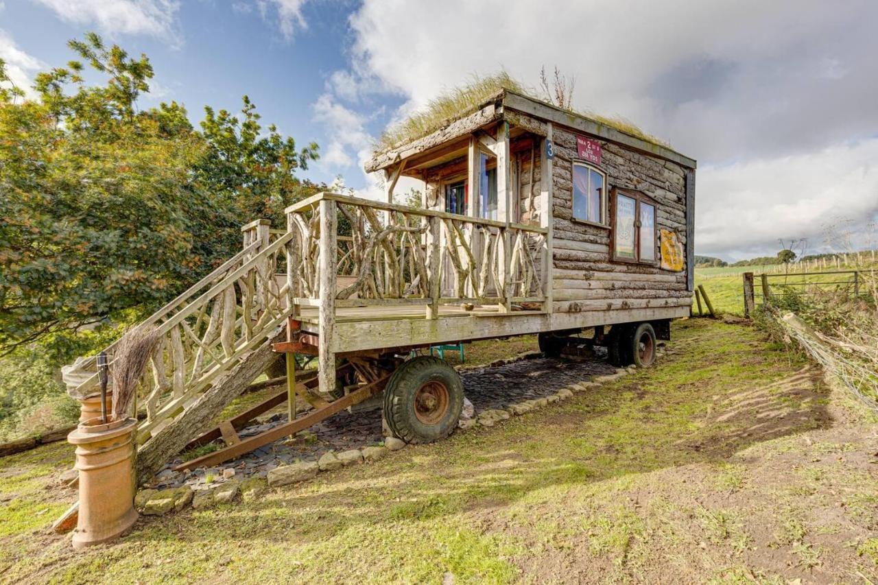 2X Double Bed - Glamping Wagon Dalby Forest Scarborough Exterior photo